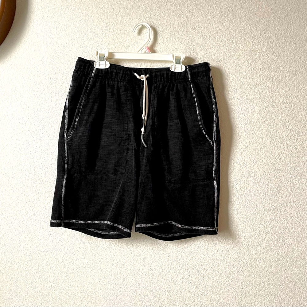 Tommy Bahama Black Men Shorts size S/P Cotton